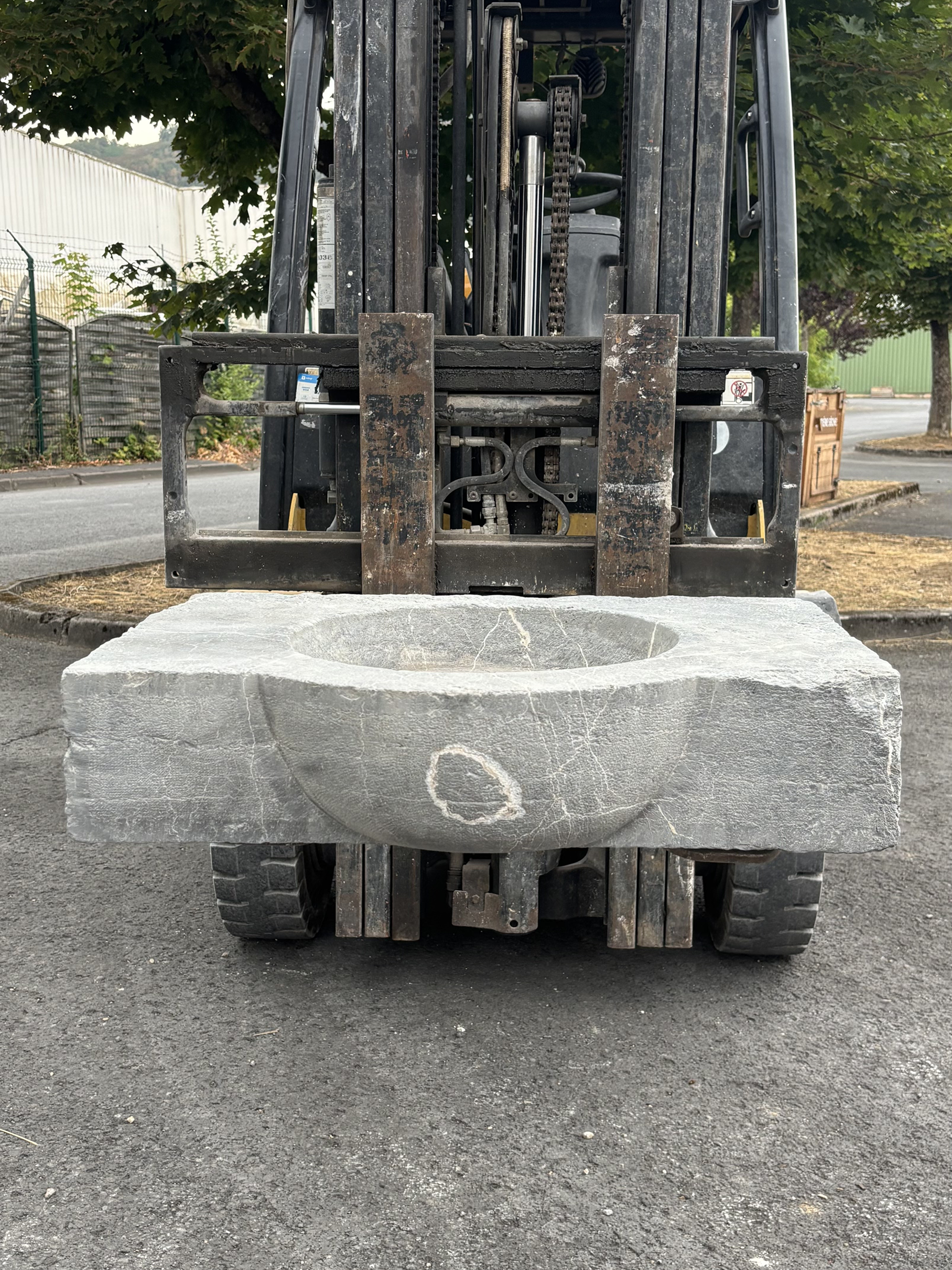 Antique Cassis stone sink circa 1840

