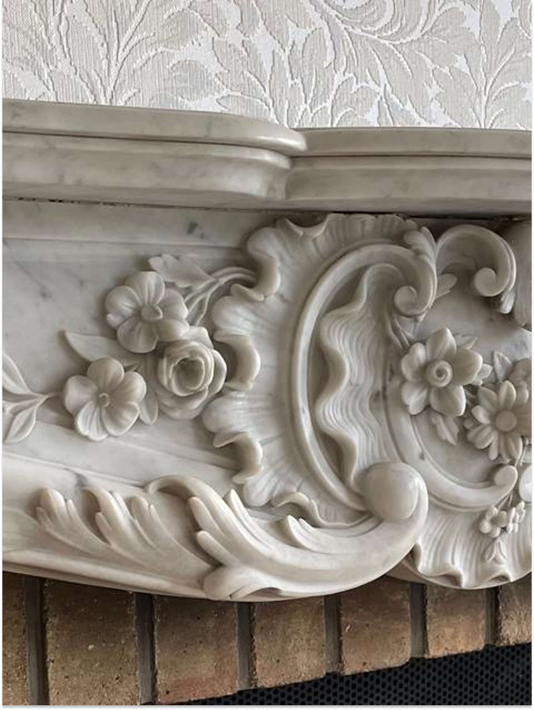 Style Louis XV Impressive 19th-Century Fireplace