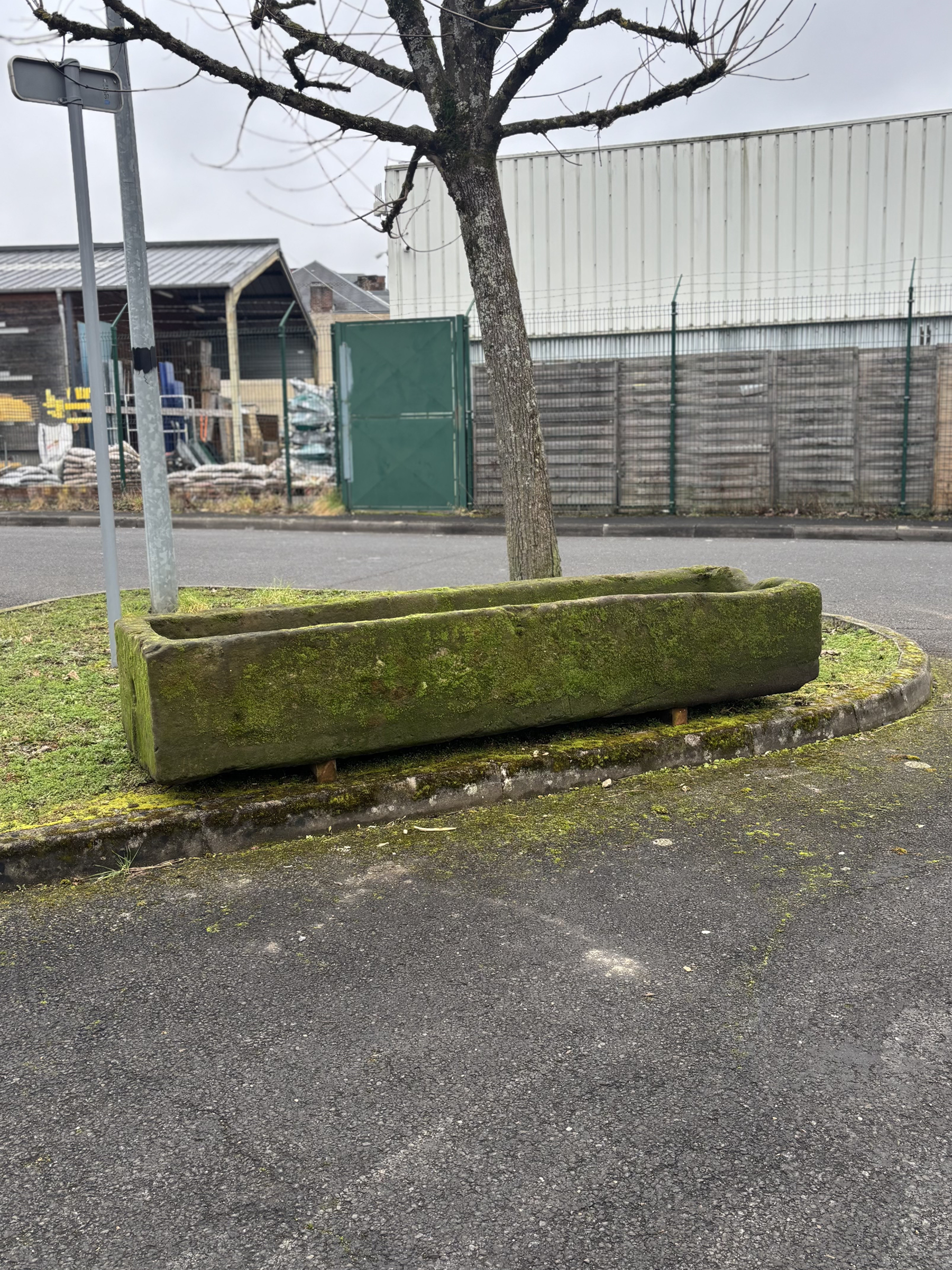 Antique natural stone planter | Authentic and prestigious decorative garden feature