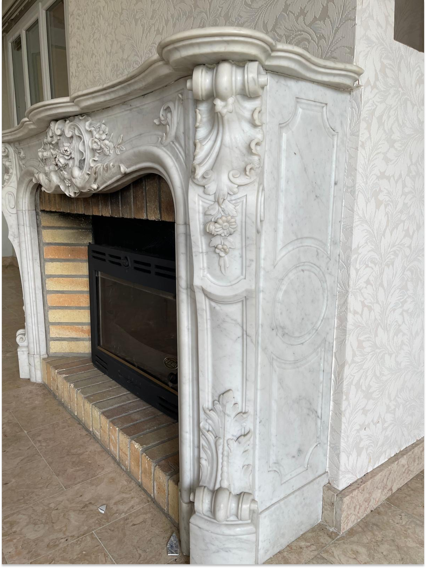 Style Louis XV Impressive 19th-Century Fireplace