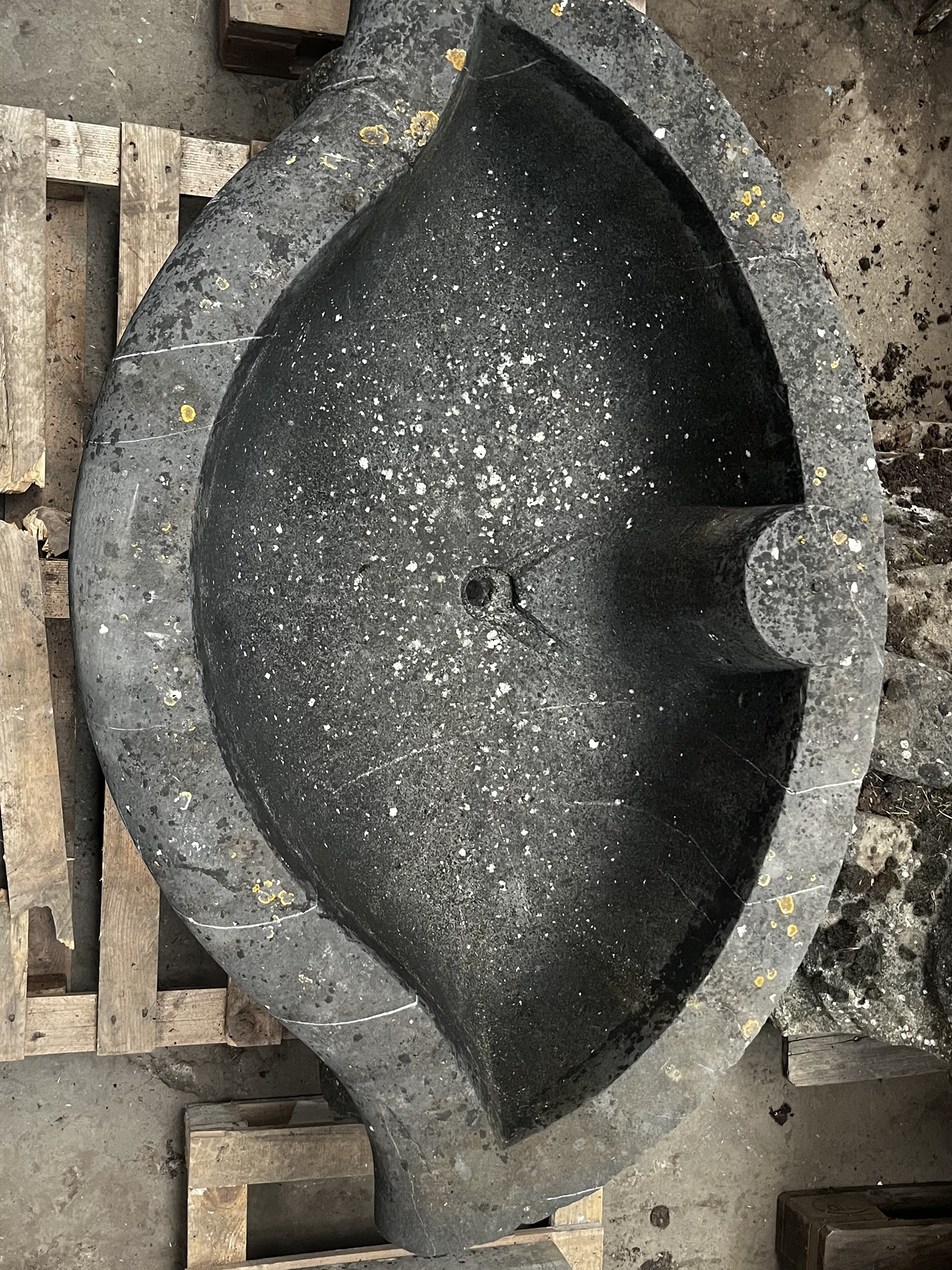 Antique Fountain Basin in Grey-Black Veined Marble | Monumental Hand-Carved Stone Piece
