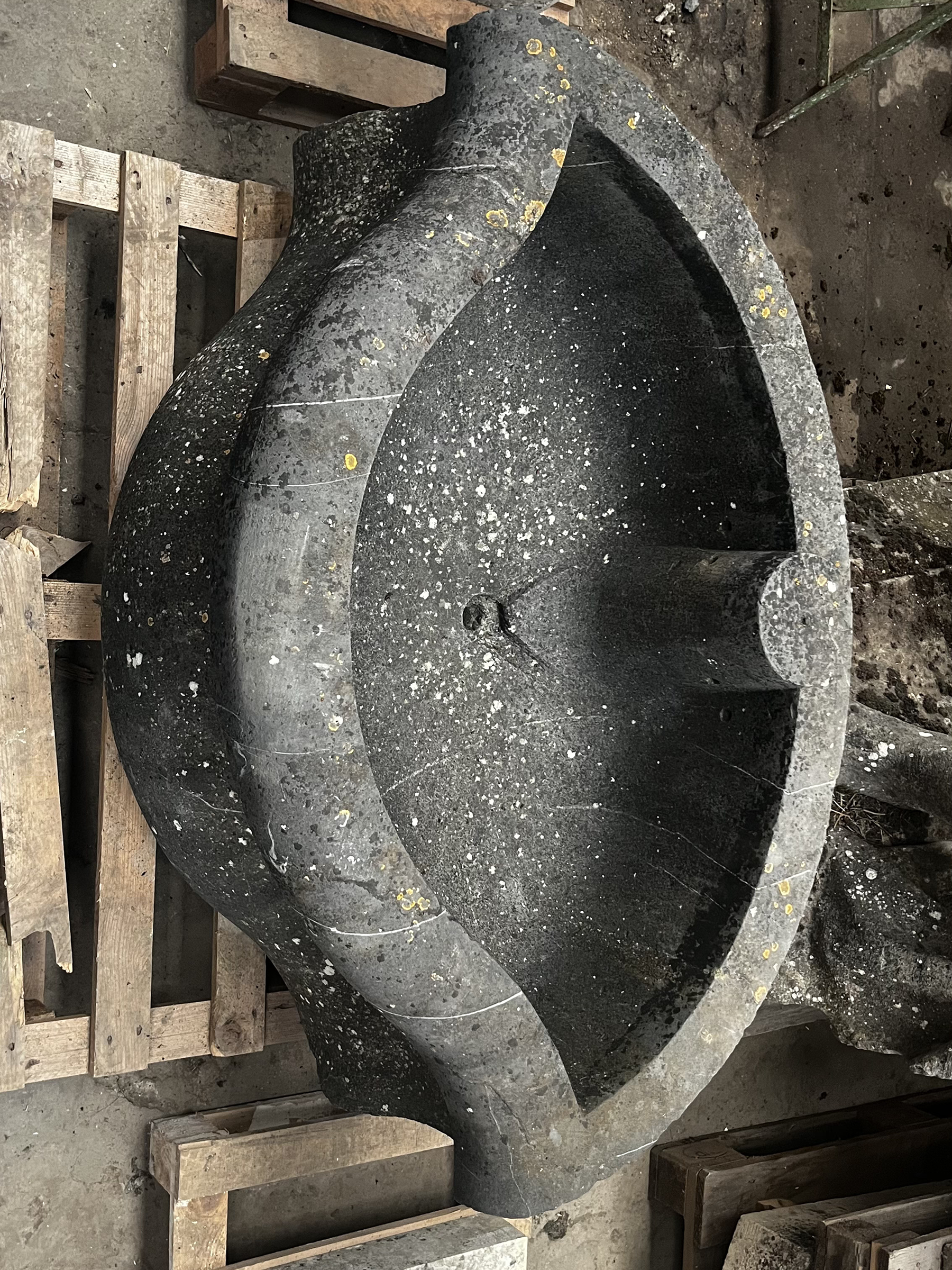 Antique Fountain Basin in Grey-Black Veined Marble | Monumental Hand-Carved Stone Piece