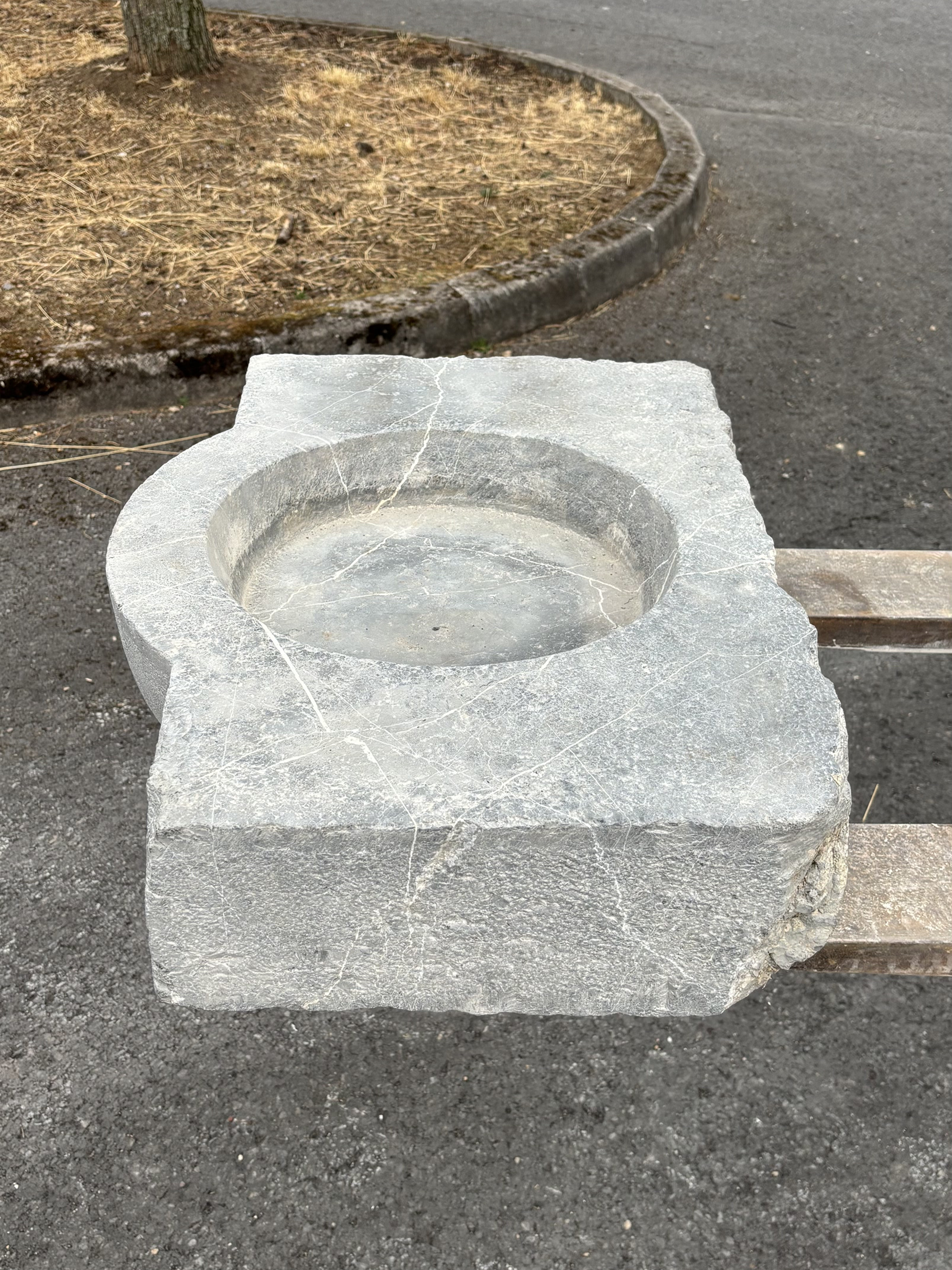 Antique Cassis stone sink circa 1850

